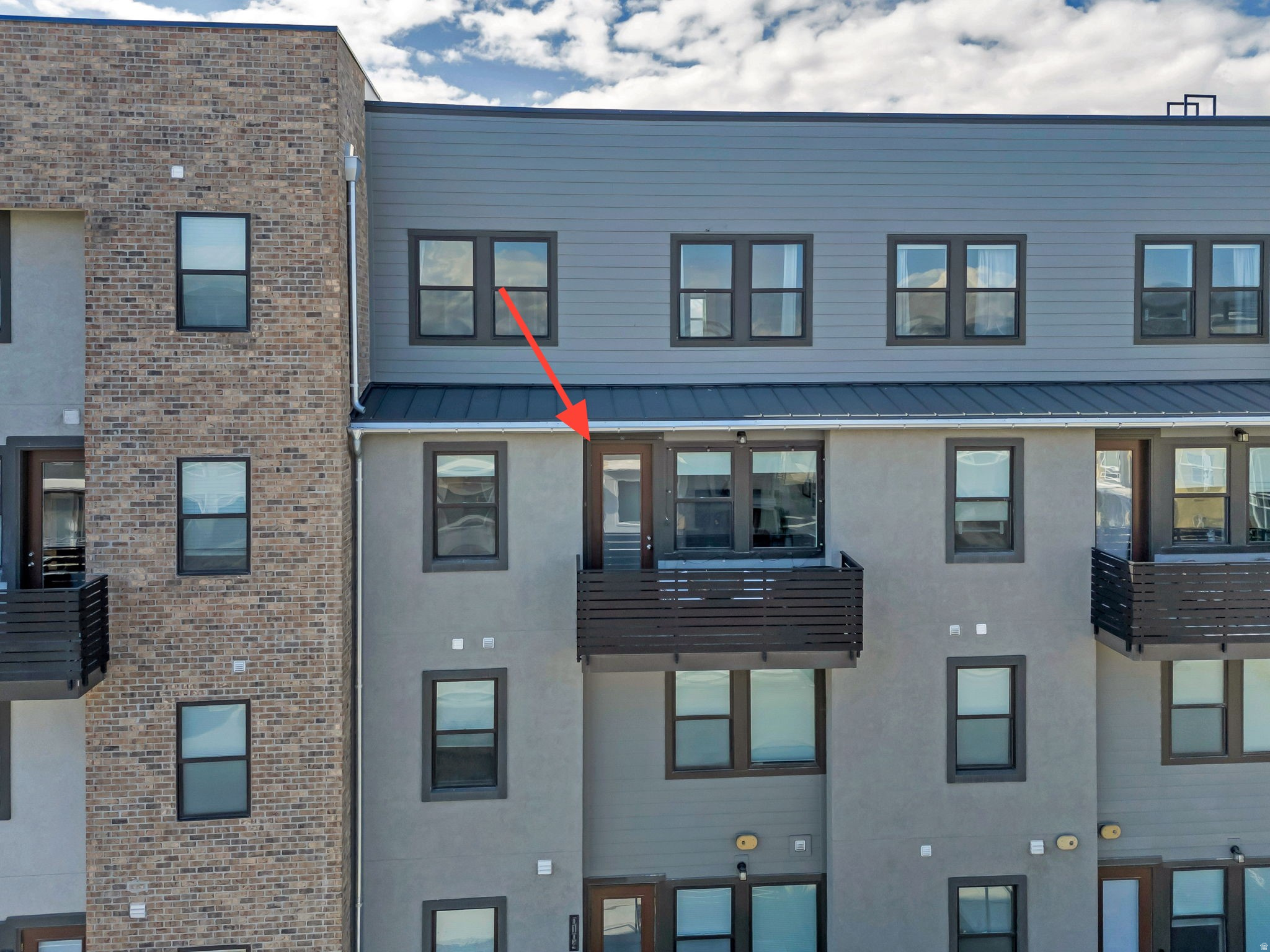 DAYBREAK - Residential