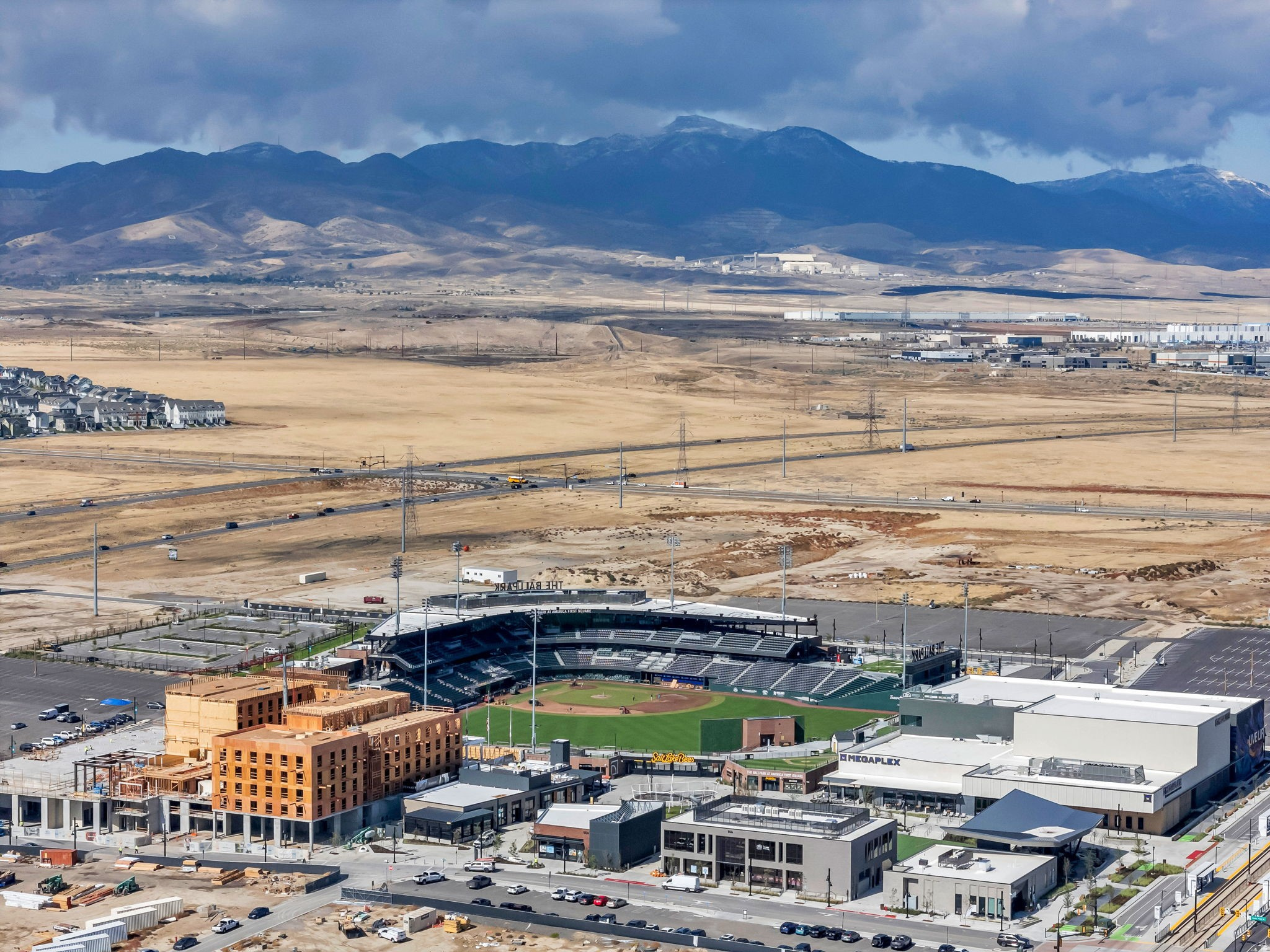 DAYBREAK - Residential