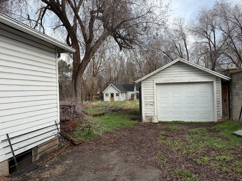 Photo of 777 E SCOTT AVE, Salt Lake City, UT 84106 (MLS # 2142414)