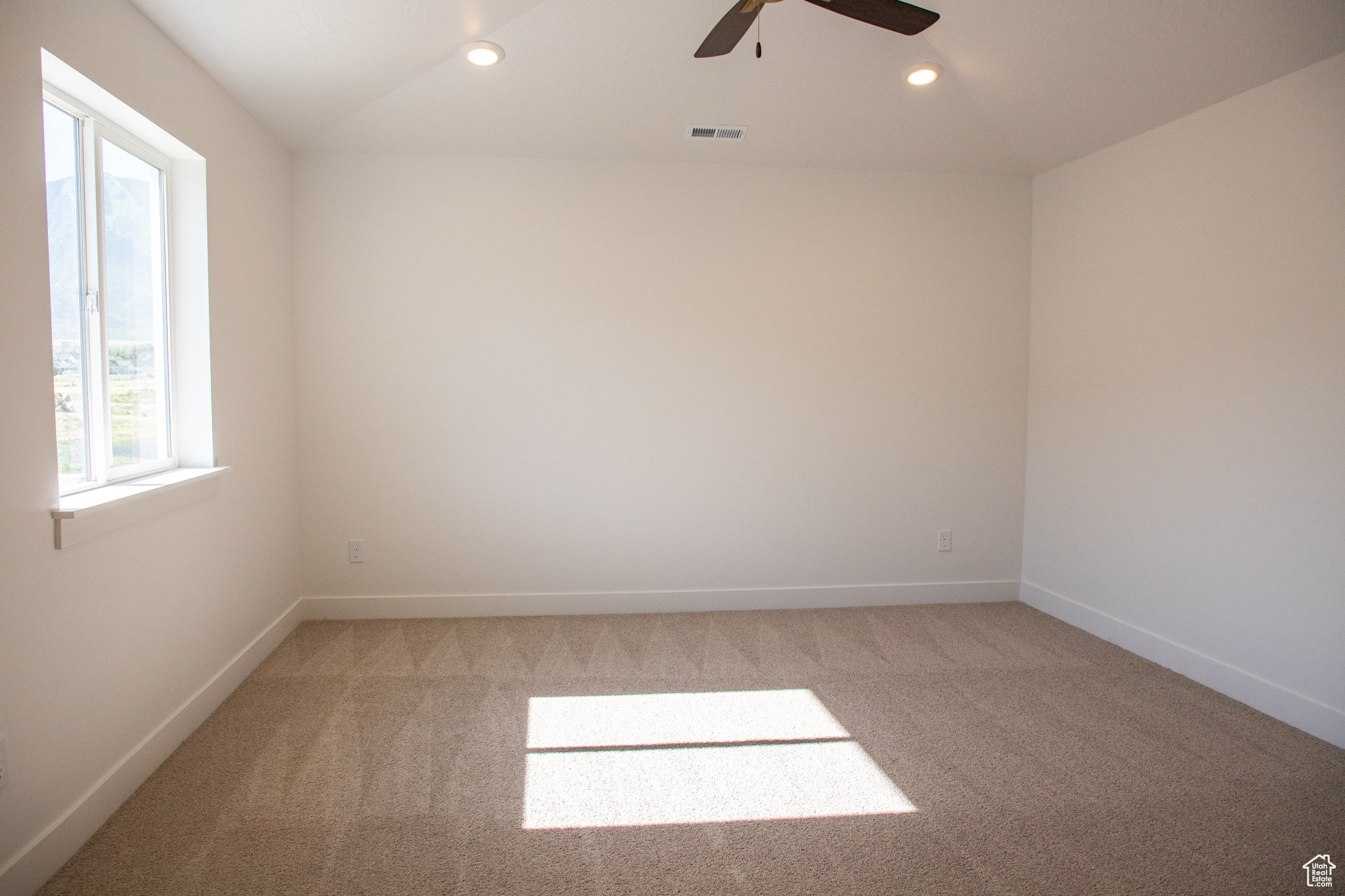 SALEM FIELDS - Residential