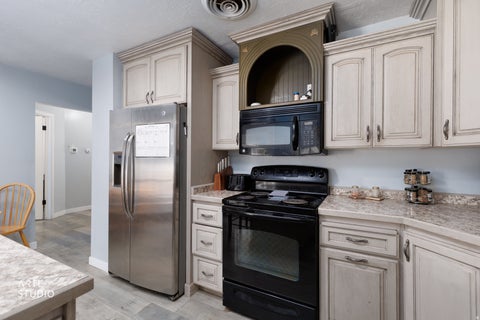 Tiny photo for 550 S 100 E, Payson, UT 84651 (MLS # 2183191)