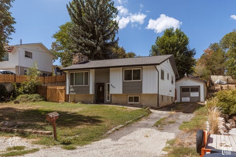Photo of 550 S 100 E, Payson, UT 84651 (MLS # 2183191)