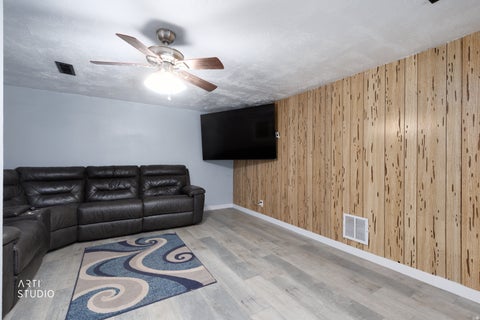 Tiny photo for 550 S 100 E, Payson, UT 84651 (MLS # 2183191)