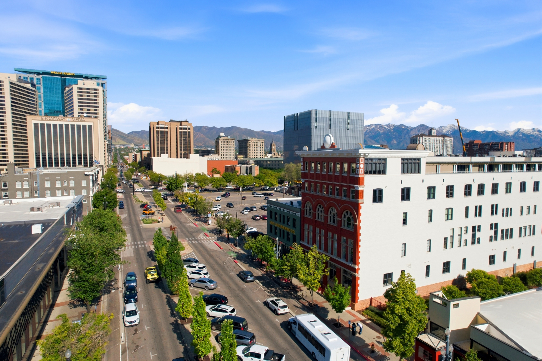 BROADWAY LOFTS - Residential