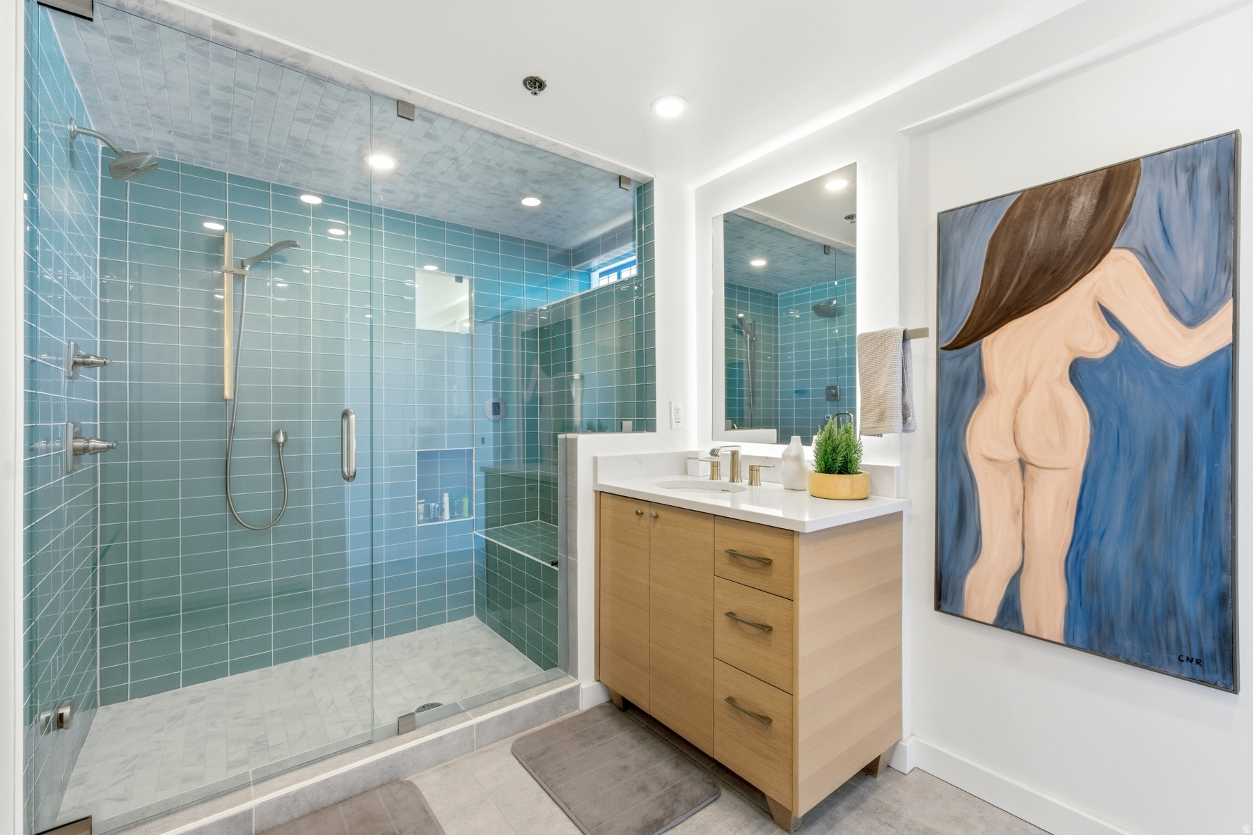 BROADWAY LOFTS - Residential
