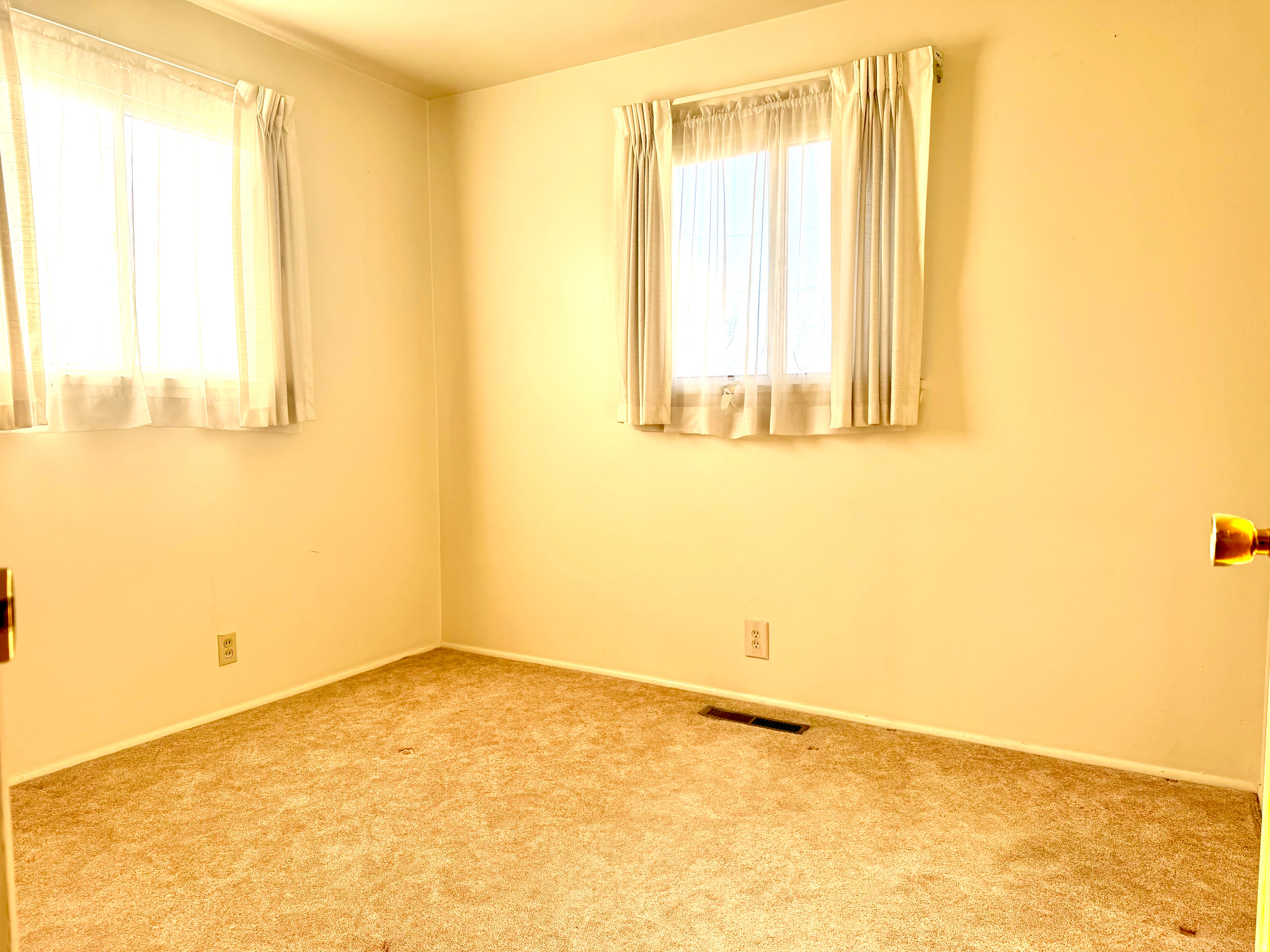 MEADOW PARK SUBD - Residential