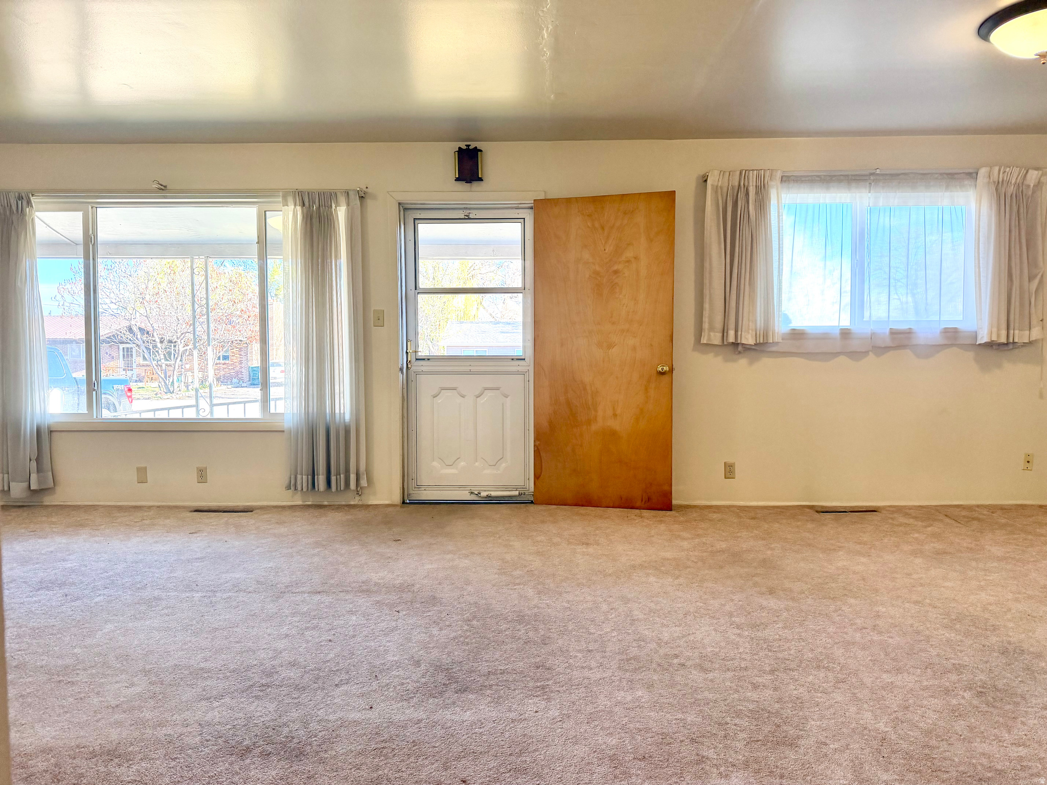 MEADOW PARK SUBD - Residential