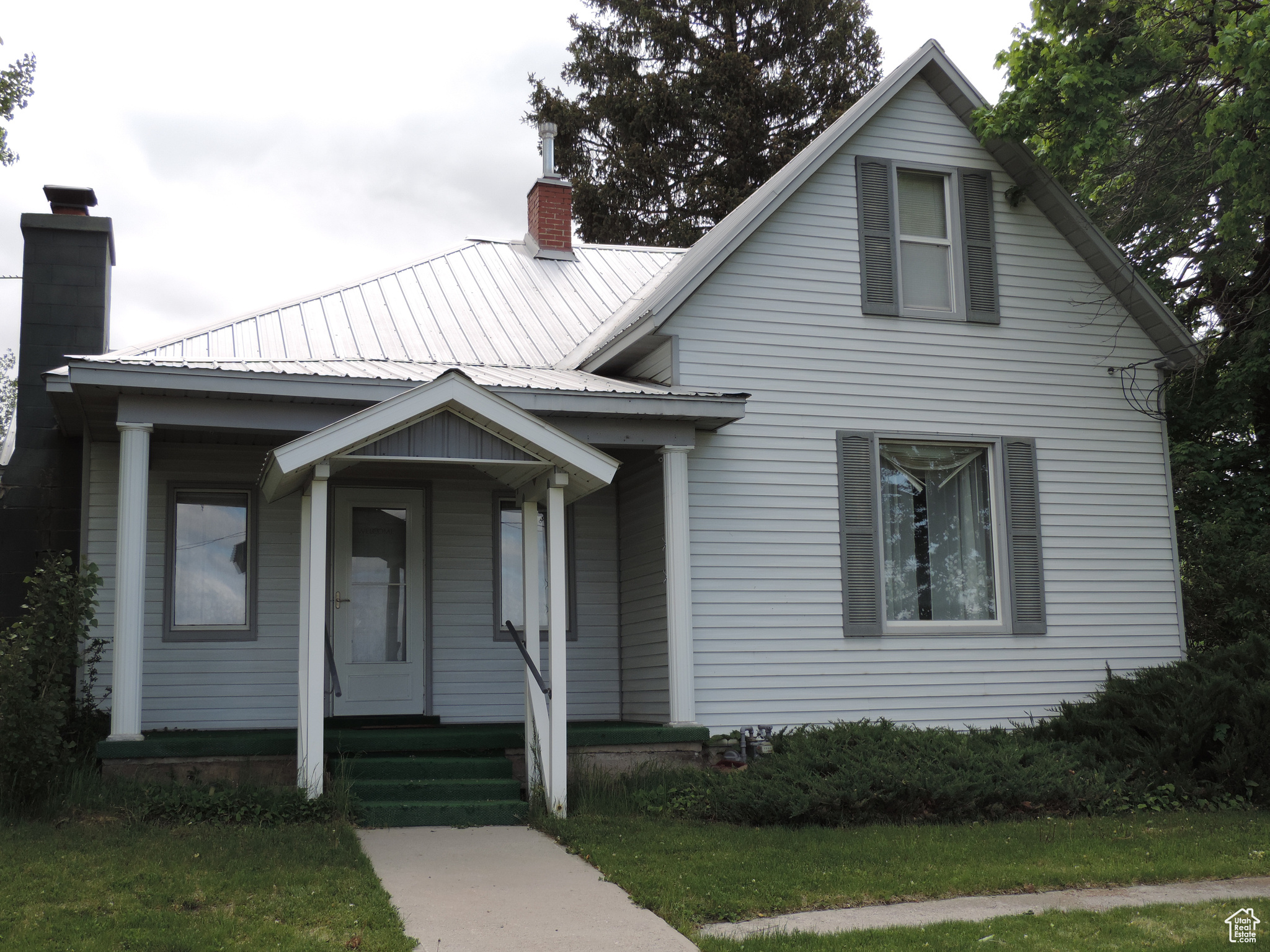 985 S State St, Richmond, Utah image 1