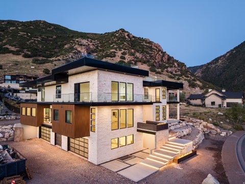Photo of 4029 E CANYON ESTATE DR, Cottonwood Heights, UT 84121 (MLS # 2180751)