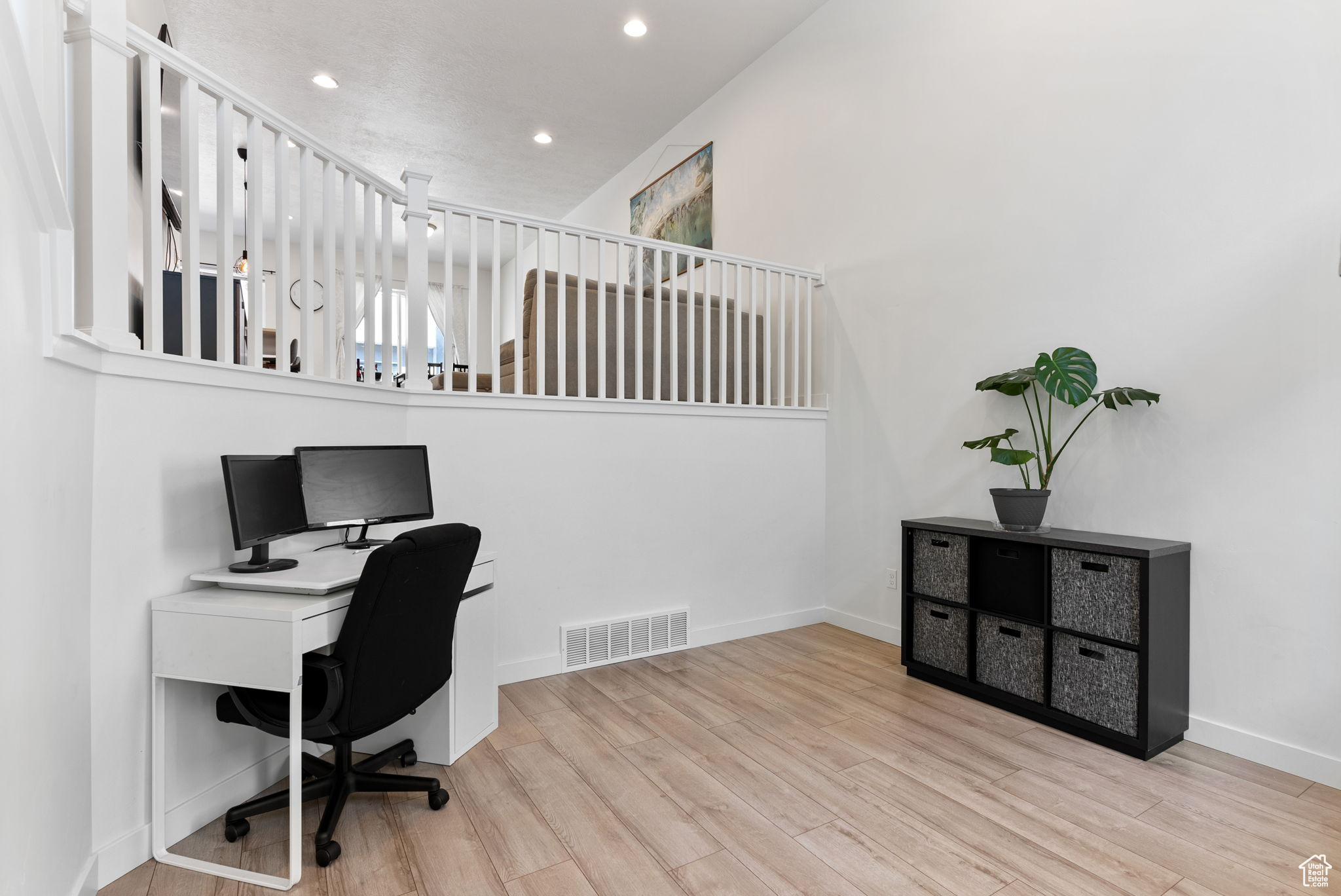 DAY RANCH TOWNS - Residential