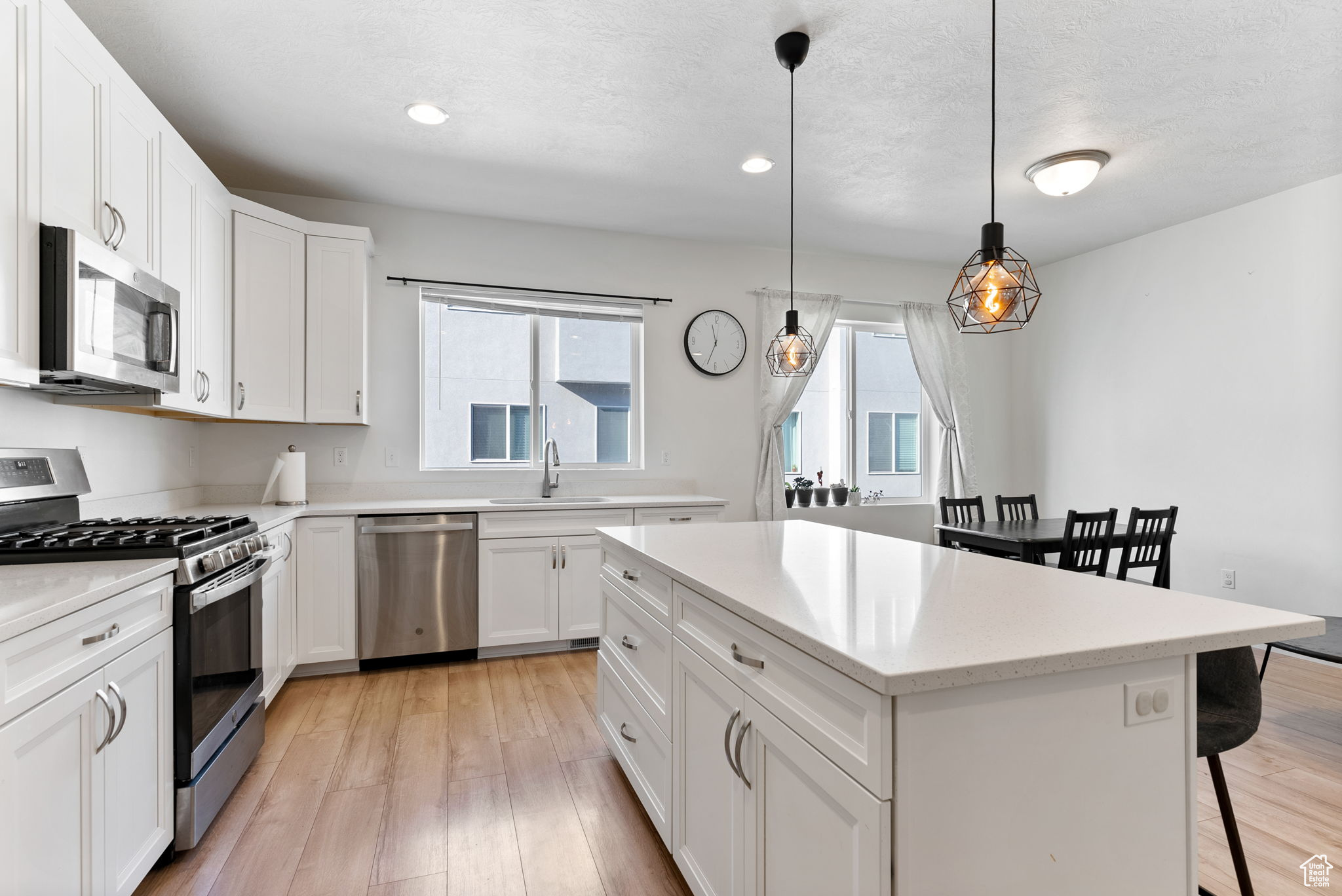 DAY RANCH TOWNS - Residential