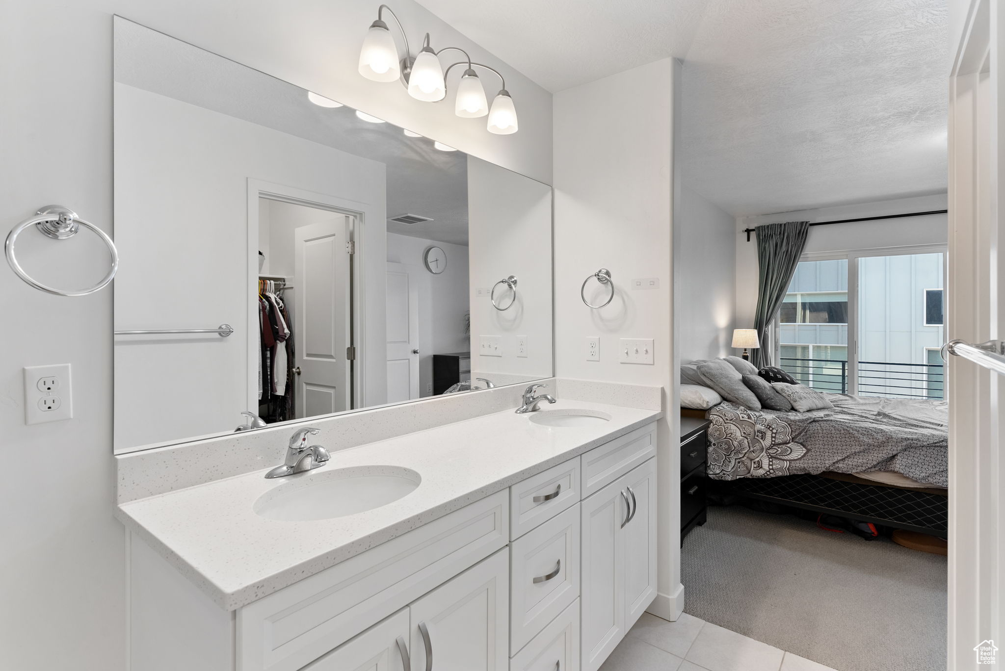 DAY RANCH TOWNS - Residential