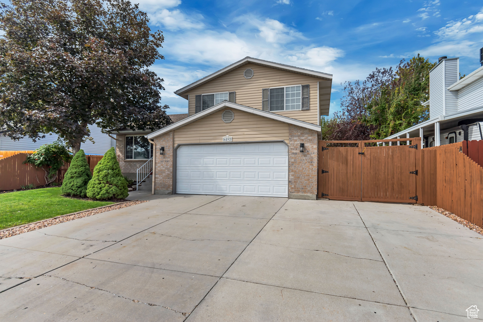 OQUIRRH SHADOWS - Residential