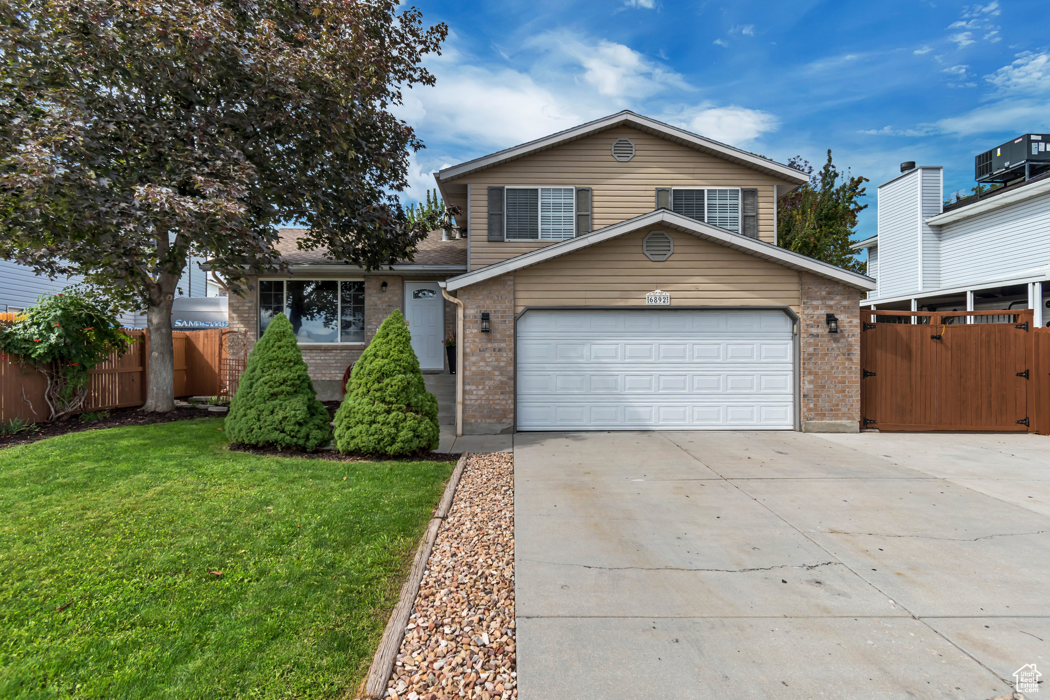 OQUIRRH SHADOWS - Residential