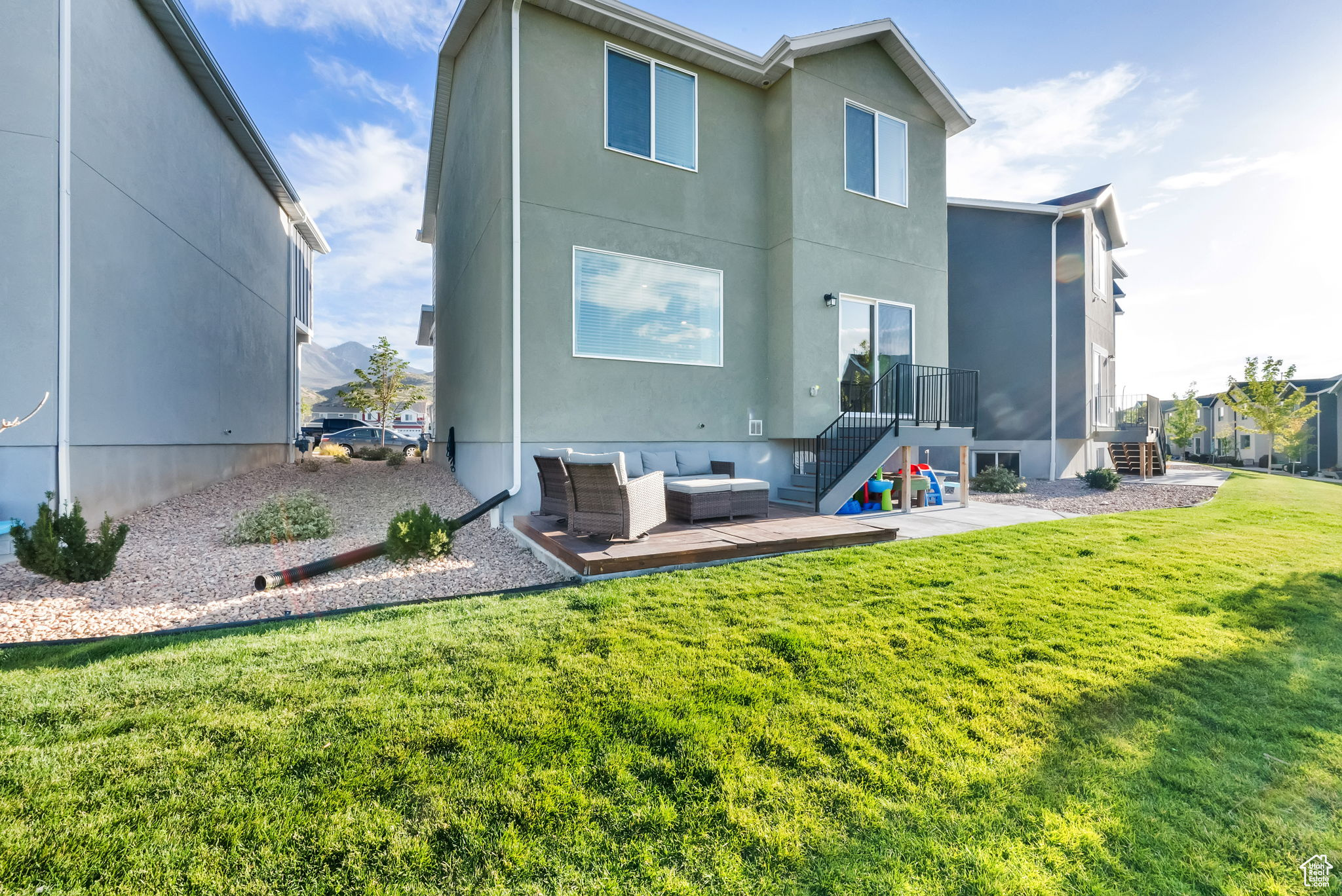 FOOTHILL VILLAGE - Residential