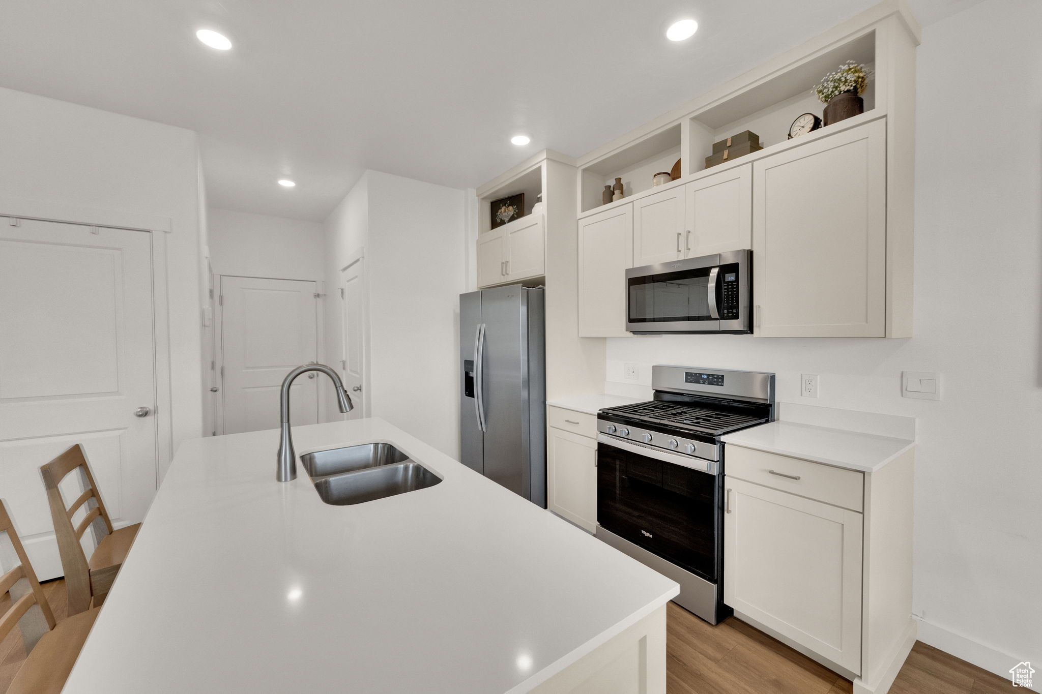FOOTHILL VILLAGE - Residential