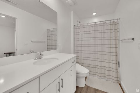 Tiny photo for 822 S HORIZON LOOP #513, Santaquin, UT 84655 (MLS # 2112933)