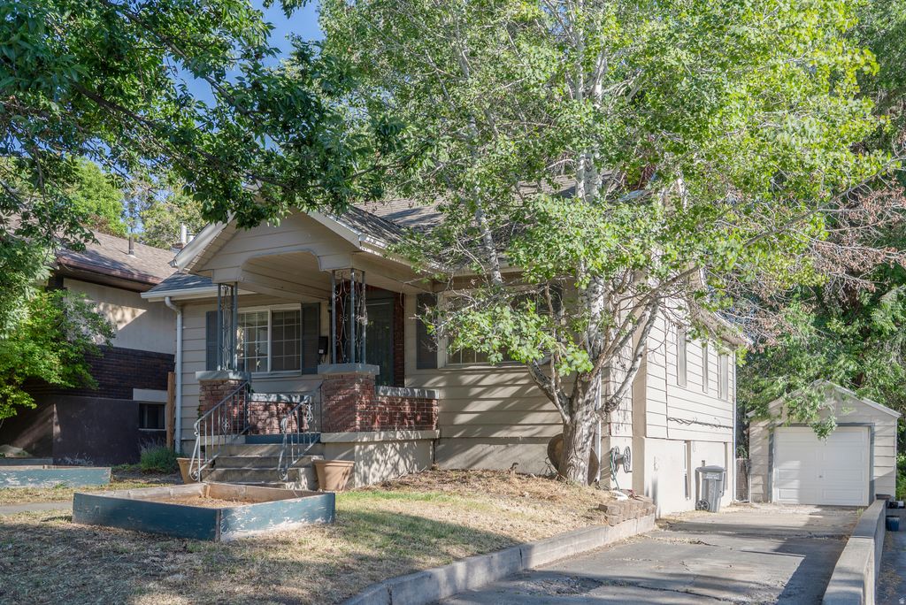 Photo of 1140 E 800 S, Salt Lake City, UT 84102 (MLS # 2164484)