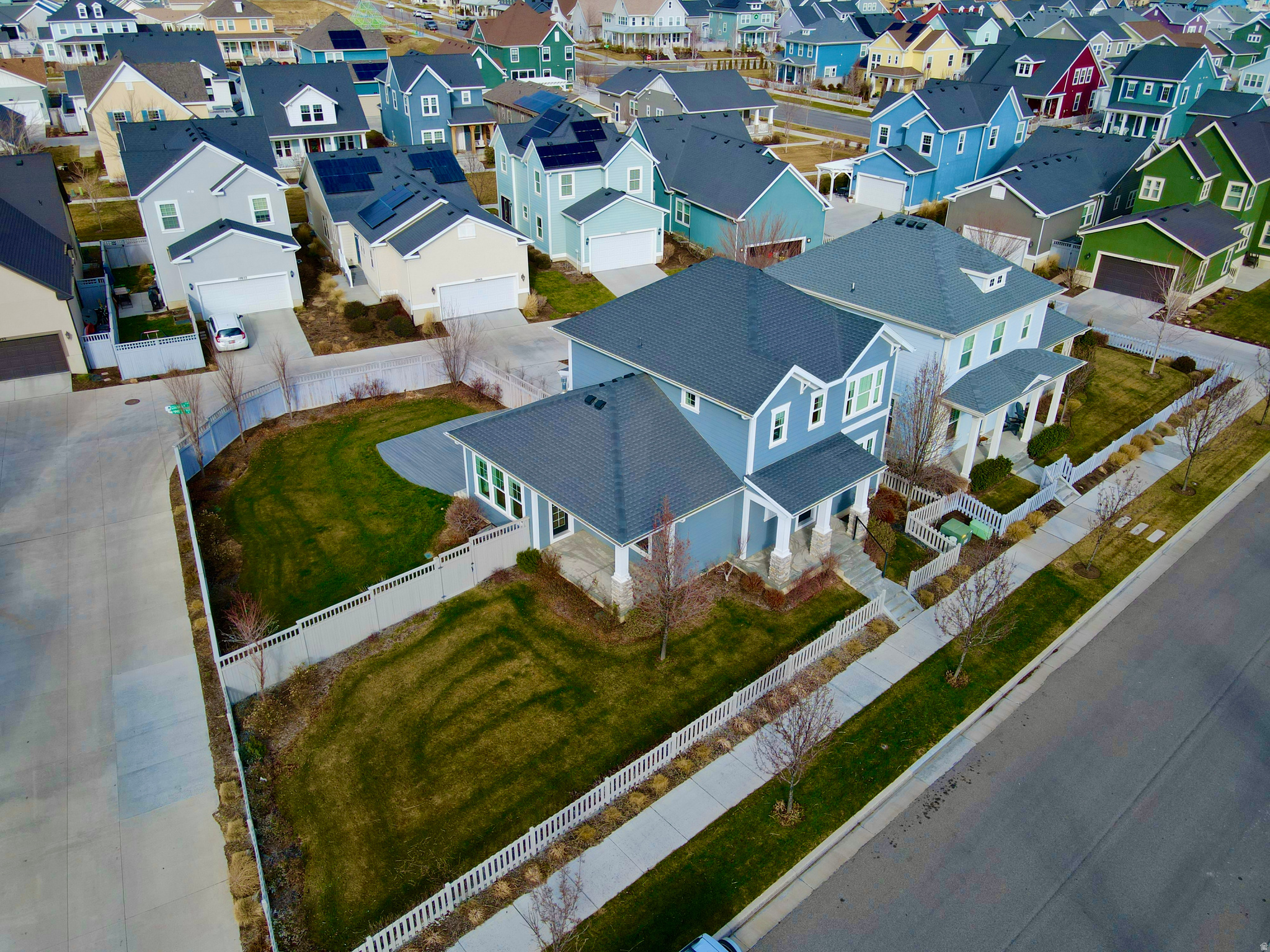 DAYBREAK - Residential