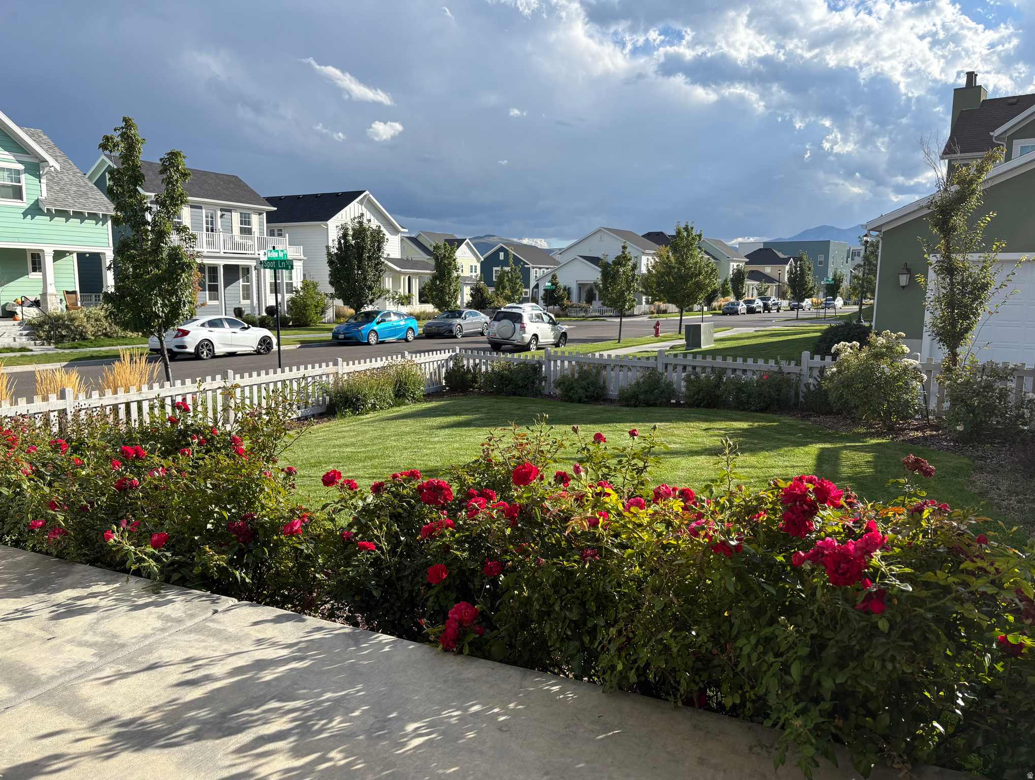 DAYBREAK - Residential