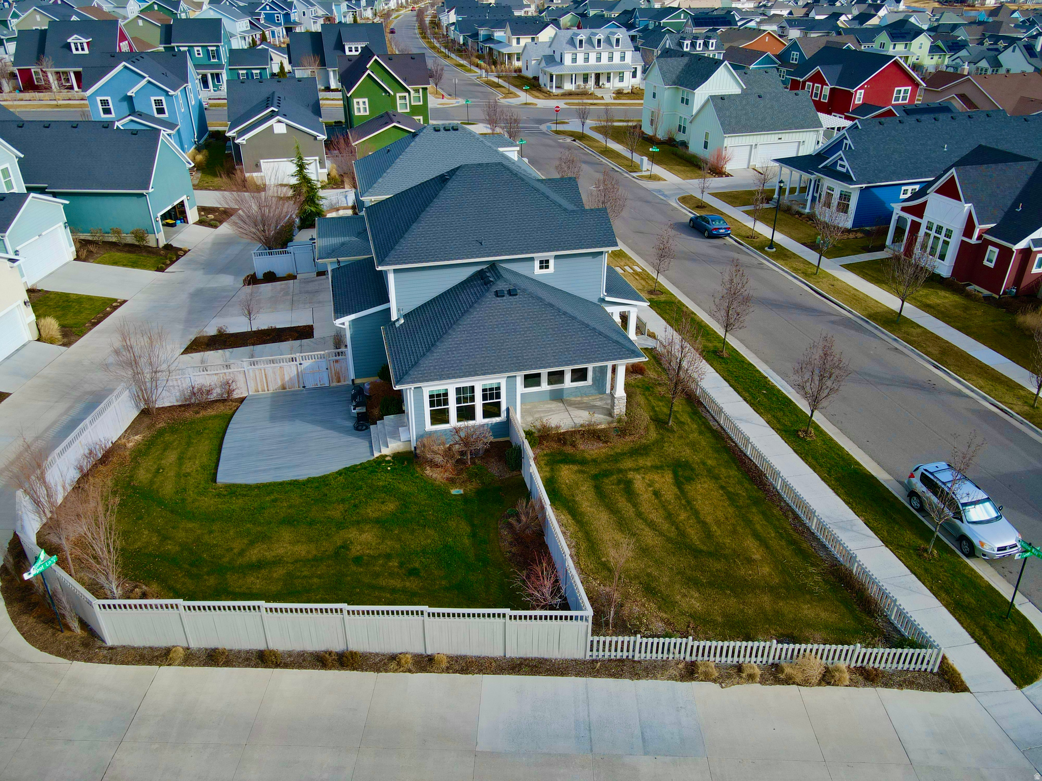 DAYBREAK - Residential