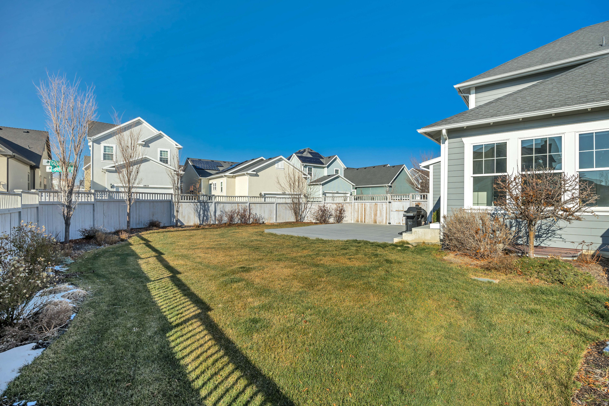 DAYBREAK - Residential