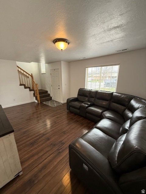 Tiny photo for 736 S 500 E, Payson, UT 84651 (MLS # 2147879)