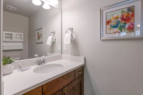 Tiny photo for 1907 E HOLIDAY LN, Washington, UT 84780 (MLS # 2120917)