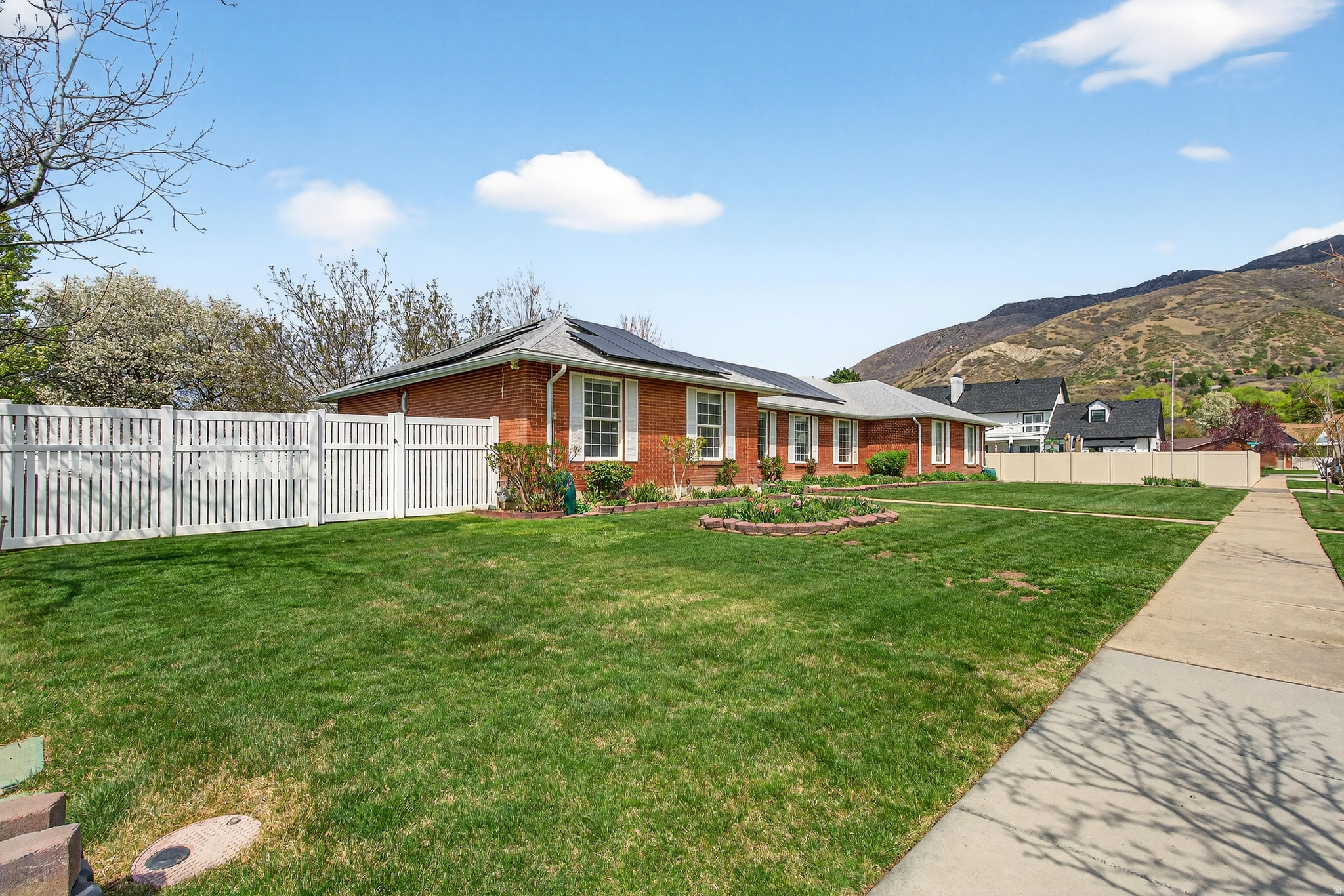 UINTAH HIGHLANDS - Residential