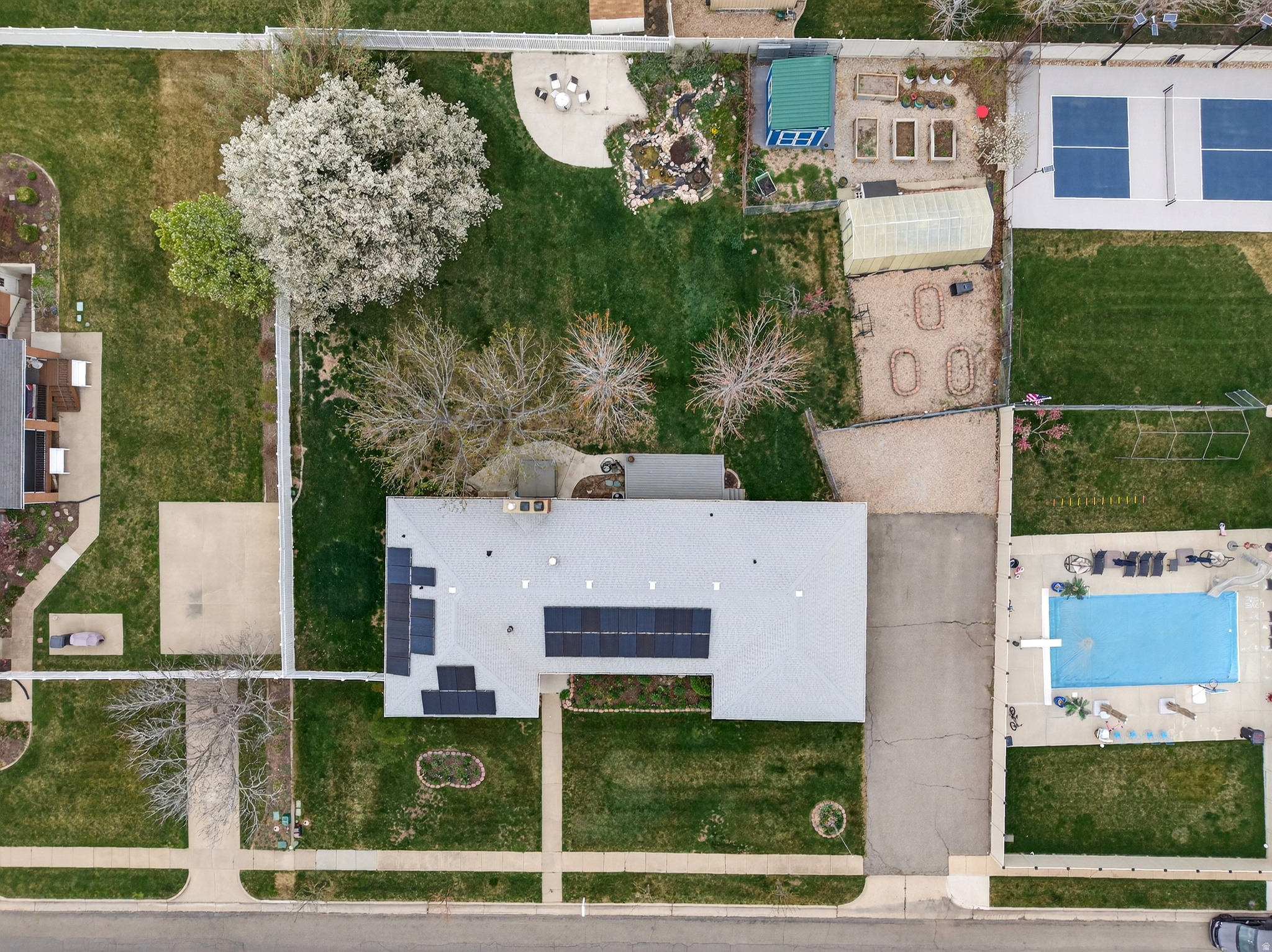 UINTAH HIGHLANDS - Residential