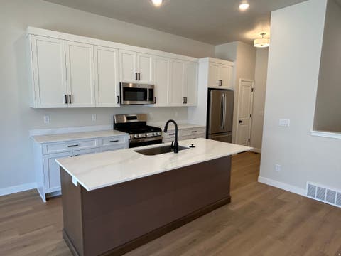 Tiny photo for 1454 W PLEASANT VIEW DR #5, Kaysville, UT 84037 (MLS # 2175837)