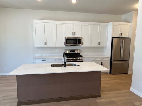 Tiny photo for 1454 W PLEASANT VIEW DR #5, Kaysville, UT 84037 (MLS # 2175837)