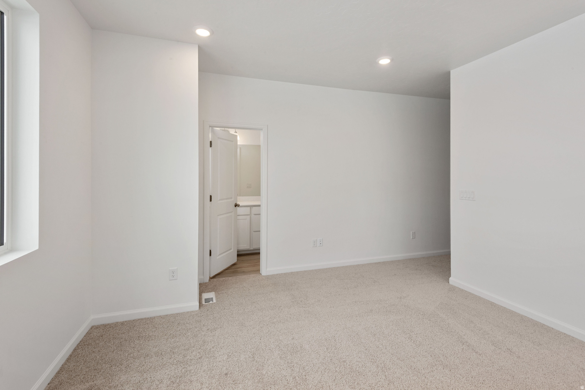 VILLAGES AT ARROWHEAD PARK - Residential