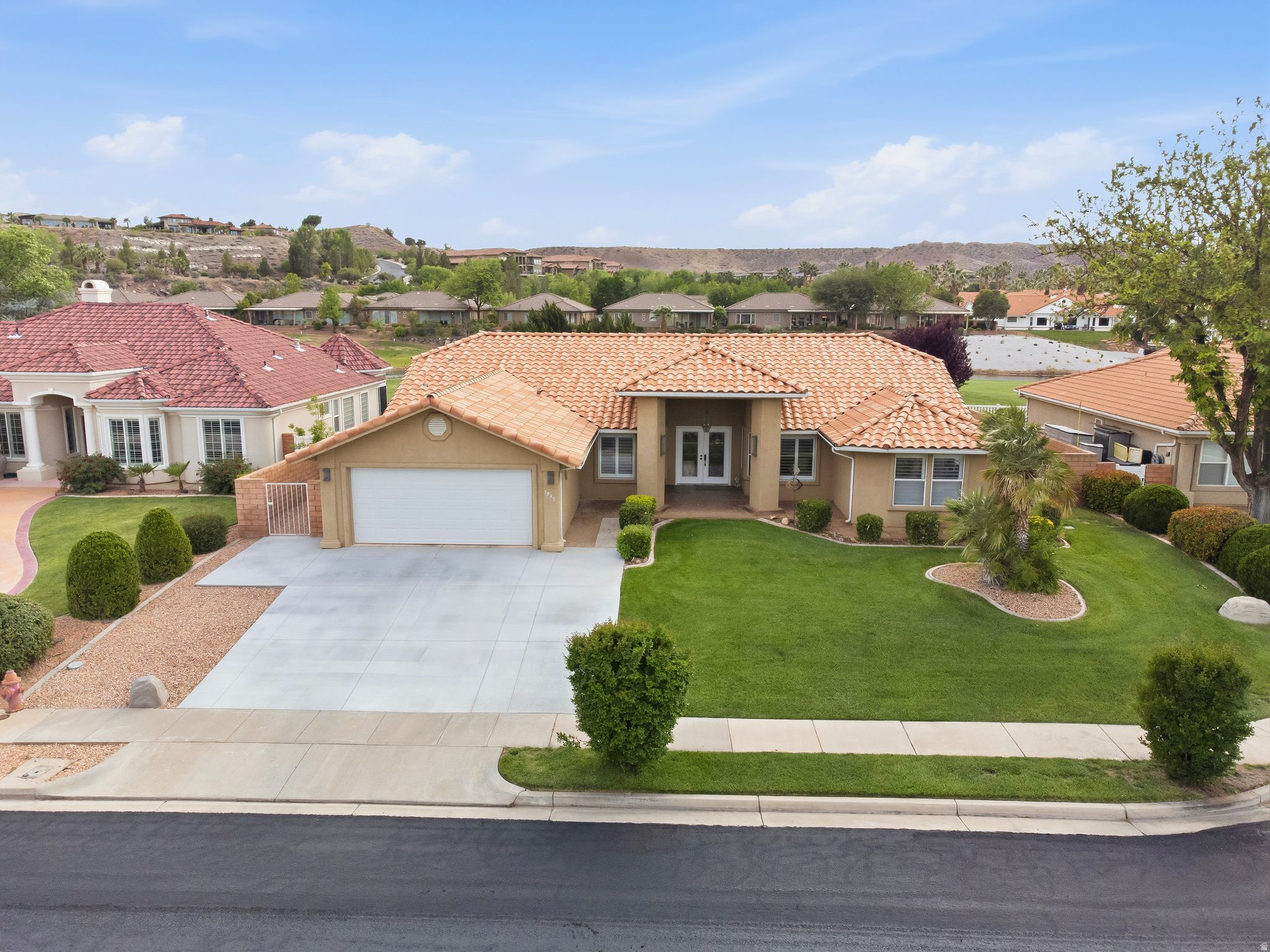 RIVERS EDGE AT SUNBROOK - Residential
