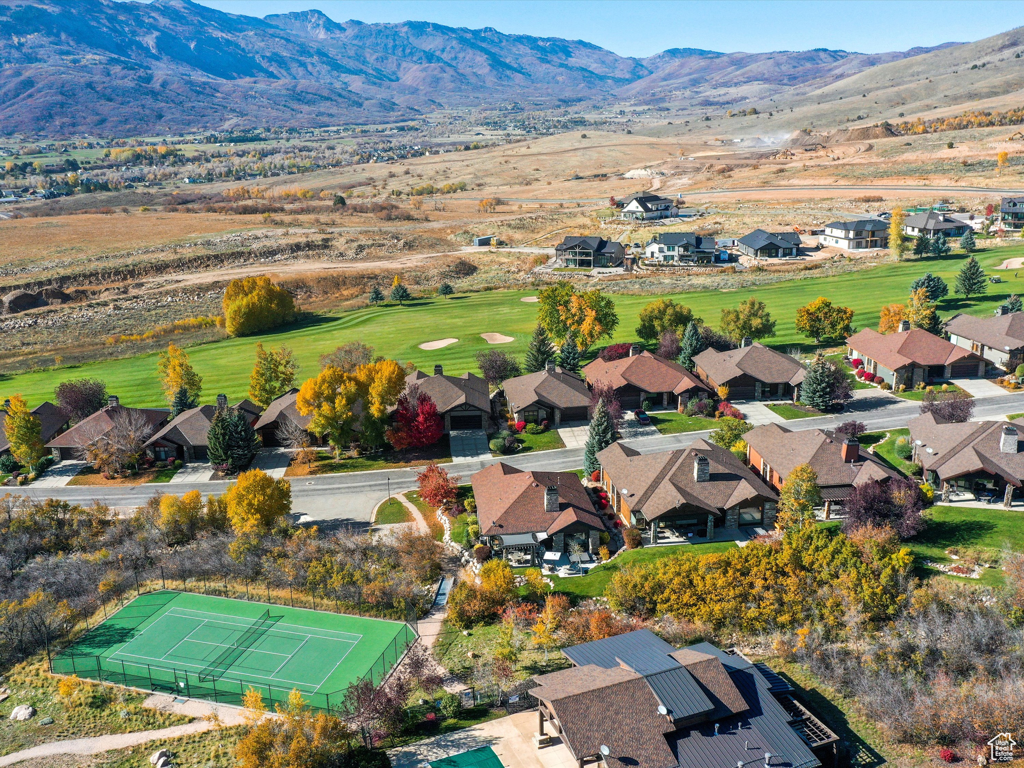 FAIRWAYS - Residential