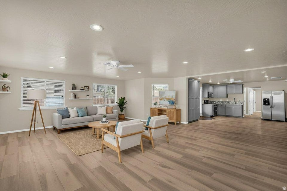 RED BUTTE SUB PH 3 - Residential