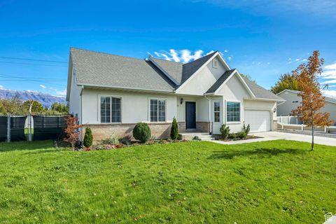 Tiny photo for 911 S CHAPPEL LOOP, Lehi, UT 84043 (MLS # 2118008)