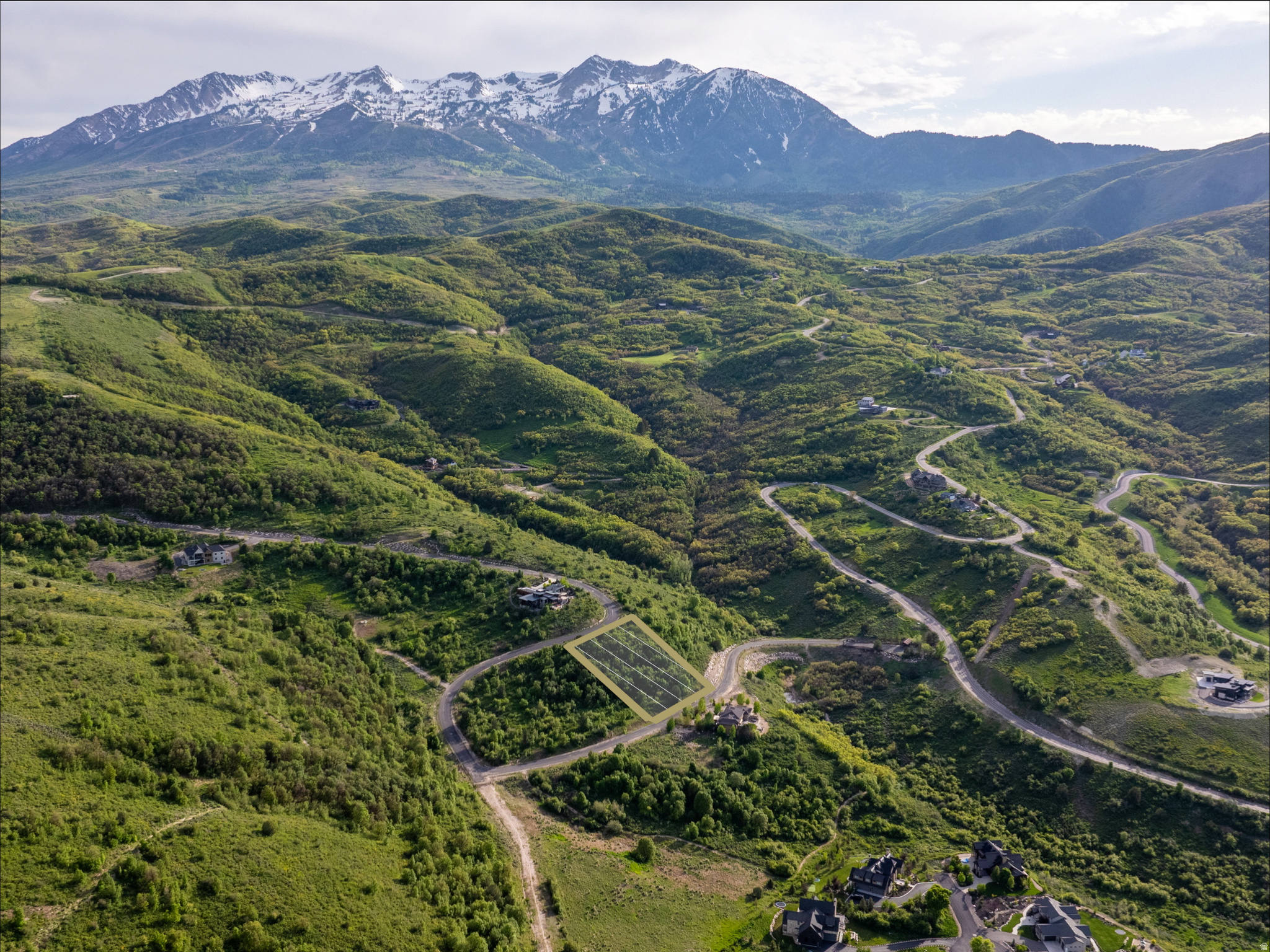 HAWKINS CREEK - Land