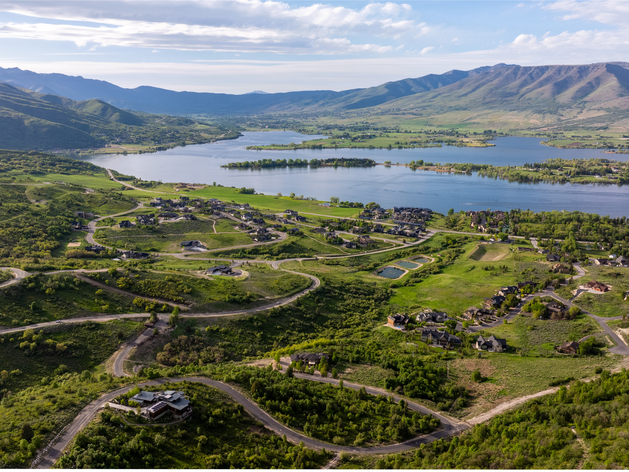 HAWKINS CREEK - Land