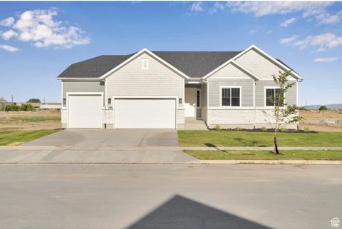 Photo of 3145 E 1000 S #301, Spanish Fork, UT 84660 (MLS # 2111274)