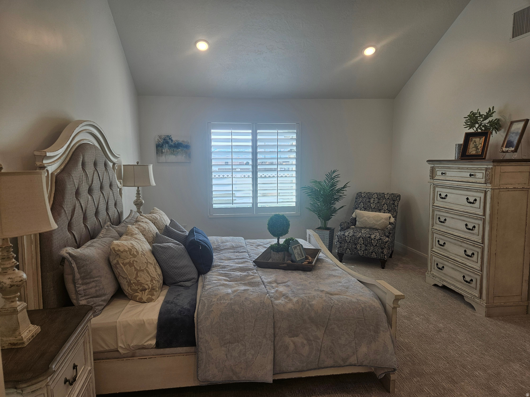 COUNTRY VIEW VILLAS - Residential