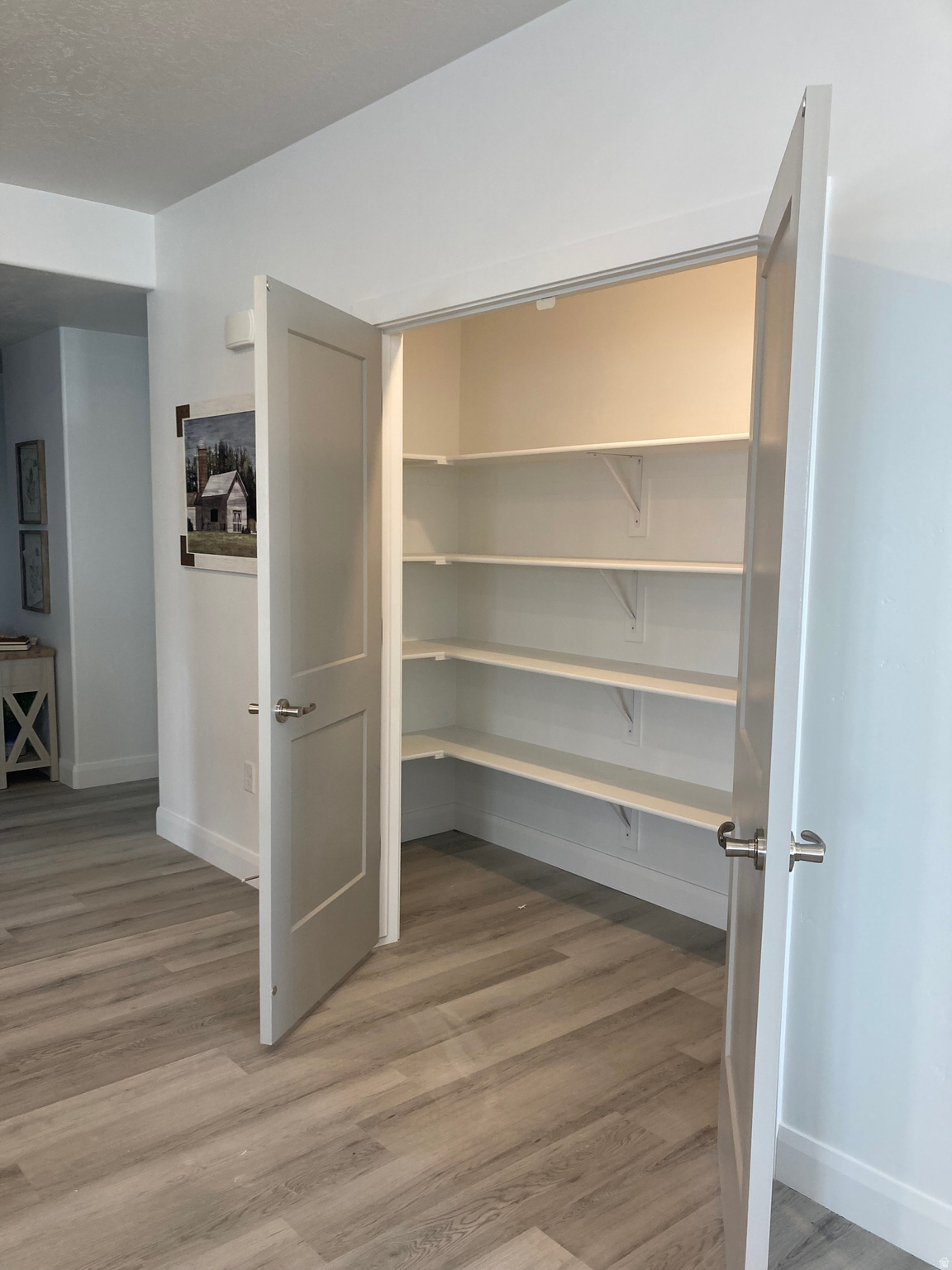 COUNTRY VIEW VILLAS - Residential