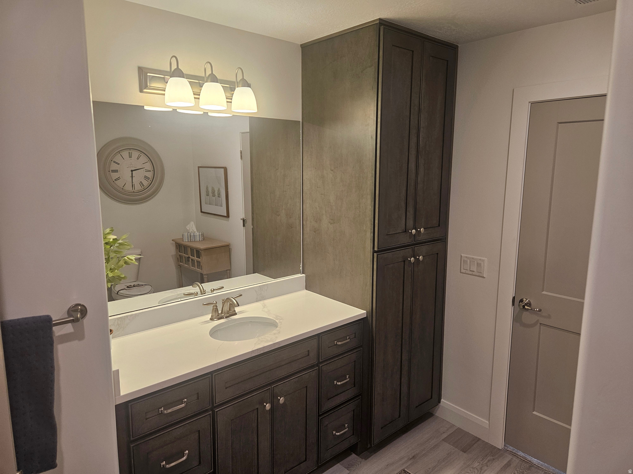 COUNTRY VIEW VILLAS - Residential