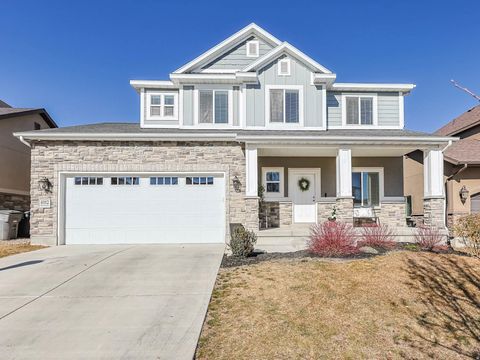Photo of 4082 W SHADY PLUM WAY S, South Jordan, UT 84009 (MLS # 2135113)