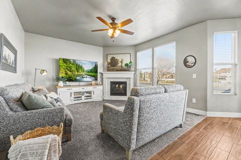 Tiny photo for 4082 W SHADY PLUM WAY S, South Jordan, UT 84009 (MLS # 2135113)