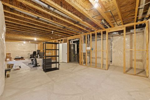 Tiny photo for 2993 E SCENIC VALLEY LN S, Sandy, UT 84092 (MLS # 2125987)