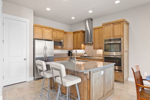 Tiny photo for 2993 E SCENIC VALLEY LN S, Sandy, UT 84092 (MLS # 2125987)