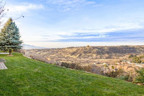 Tiny photo for 2993 E SCENIC VALLEY LN S, Sandy, UT 84092 (MLS # 2125987)