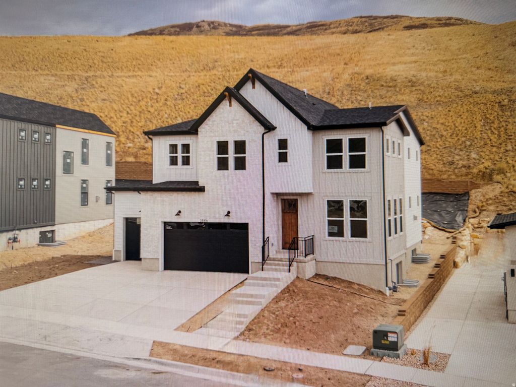 Photo of 5886 N CANYON RIM RD #622, Lehi, UT 84048 (MLS # 2139353)