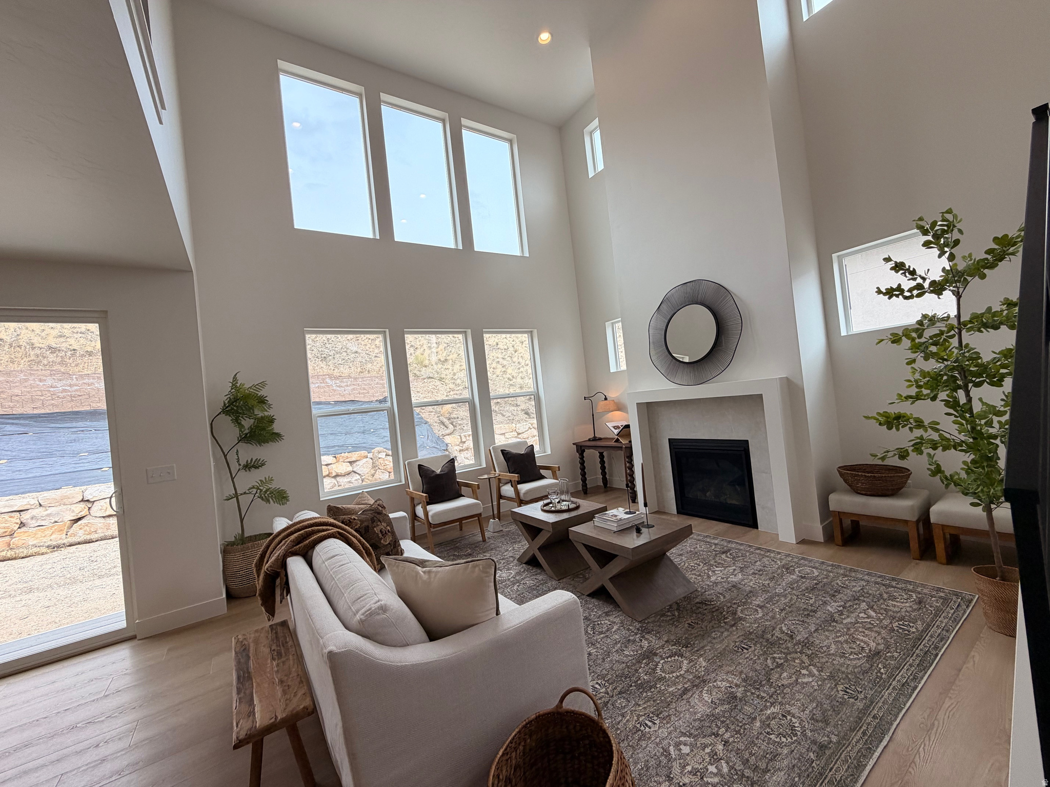 CANYON POINT - Residential